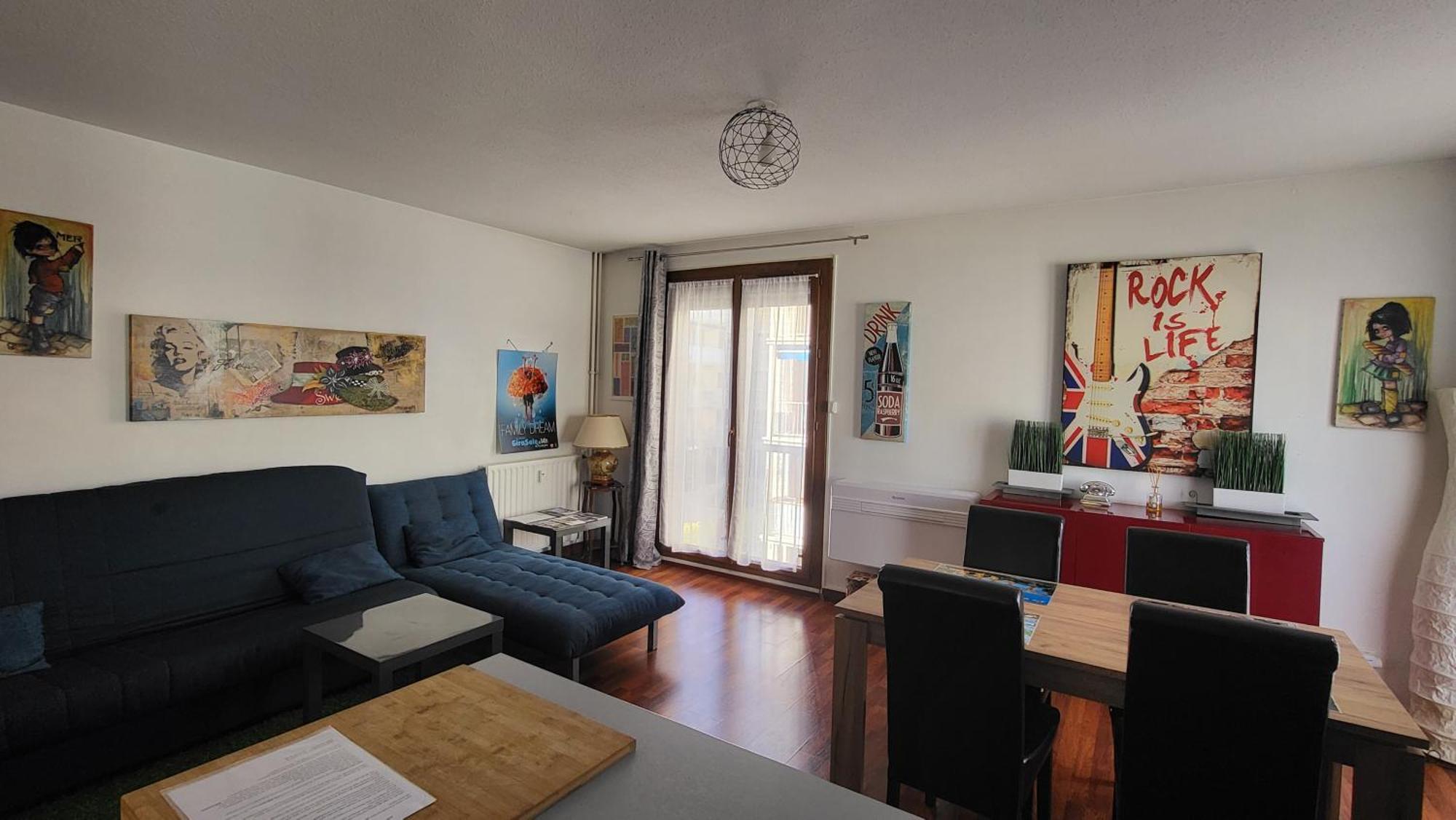 T2 Avignon Climatise Intra Muros Spacieux Et Lumineux Экстерьер фото